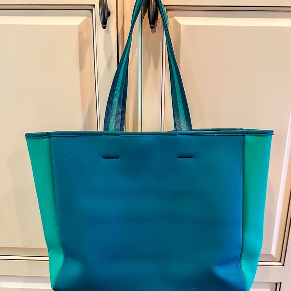 Summersalt Beach Tote - Teal & Green - Water-resistant, Neoprene - NEVER USED - Picture 2 of 8
